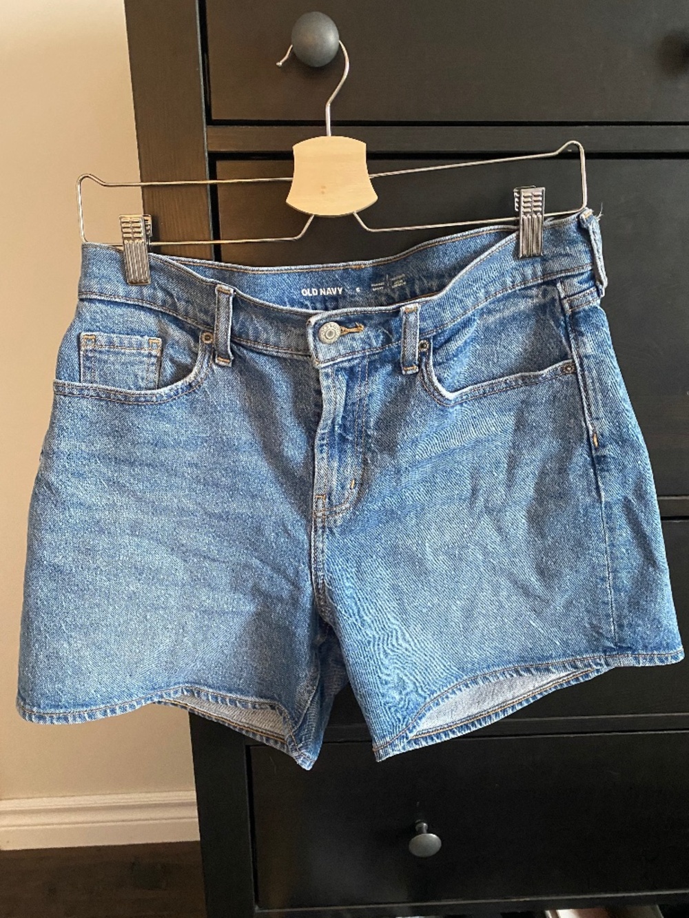 Old Navy 90s-Styled High-Rise Baggy Denim Shorts